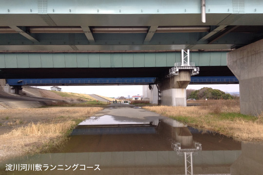 河川敷大雨