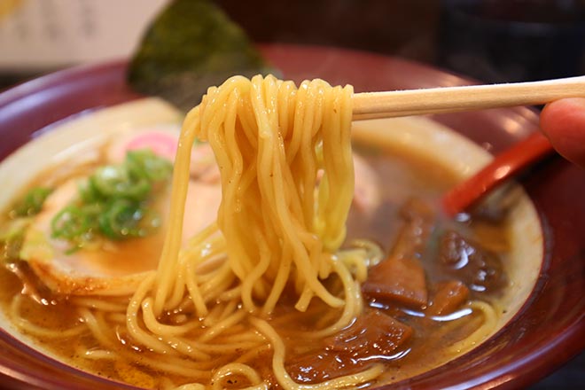 中華そば・ラーメンを食べる