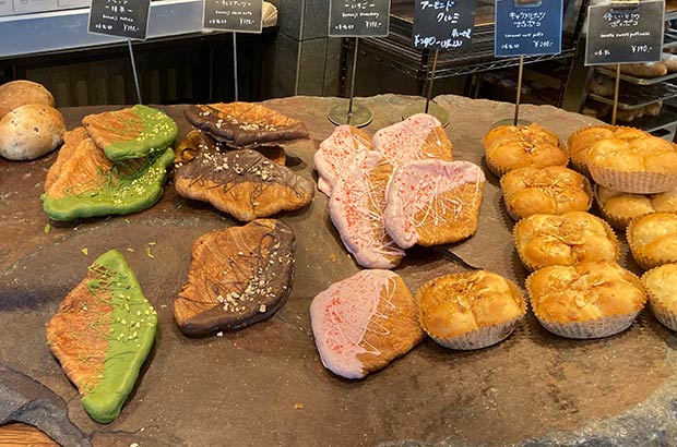 抹茶やチョコ、いちごのクルンジ