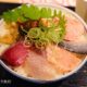 とろ家の海戦丼を食べる